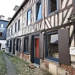 Nid Normand En Batisse 1620 - Calme & Hyper Centre شقة بونت أودوميه